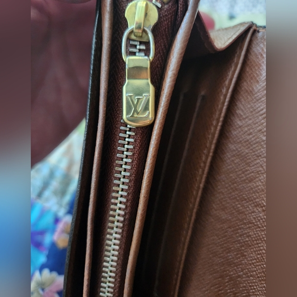 Louis Vuitton LV Wallet Portefeiulle Tresor in Brown Monogram - Picture 14 of 16